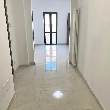 بيت ضيافة Nuova Fiera 3*